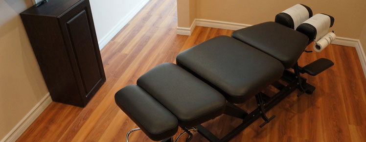 chiropractic table